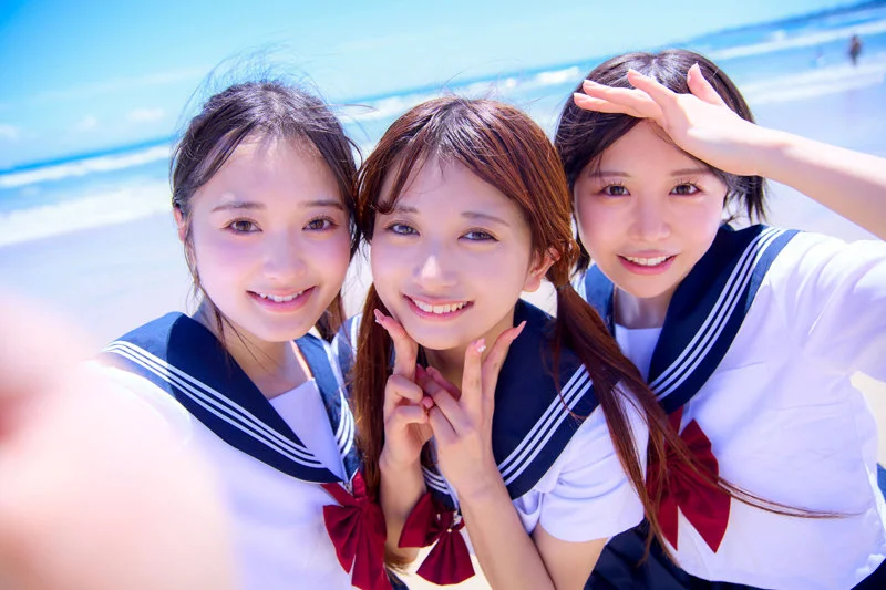 かりん＆こなつ＆かほ 無料サンプル画像(3) 【無料エロ漫画と動画(R18)】